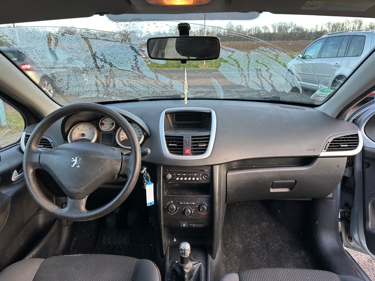 Peugeot 207 1.4 hdi 70cv phase 2 173100km