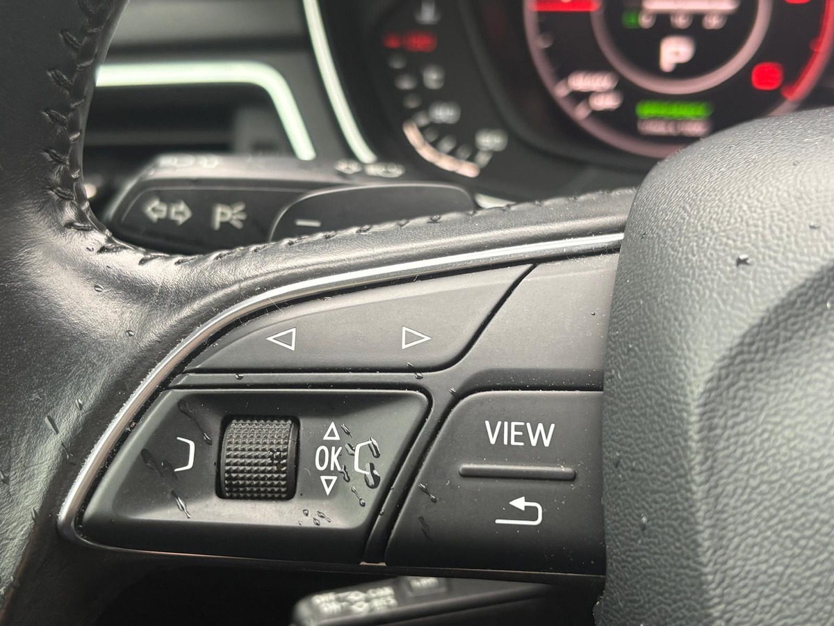 Audi A4 Quattro - 2.0 TDI - Design Luxe