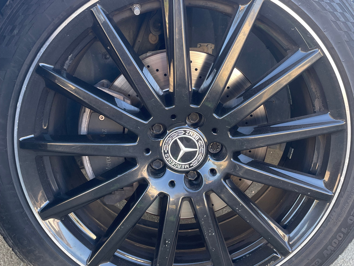 Mercedes Benz GLA 200 AMG