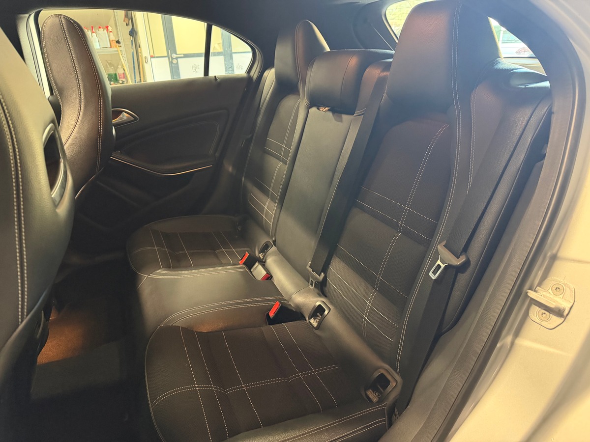 Mercedes Benz Classe A 180 cdi Sensation / Toit Panoramique Ouvrant