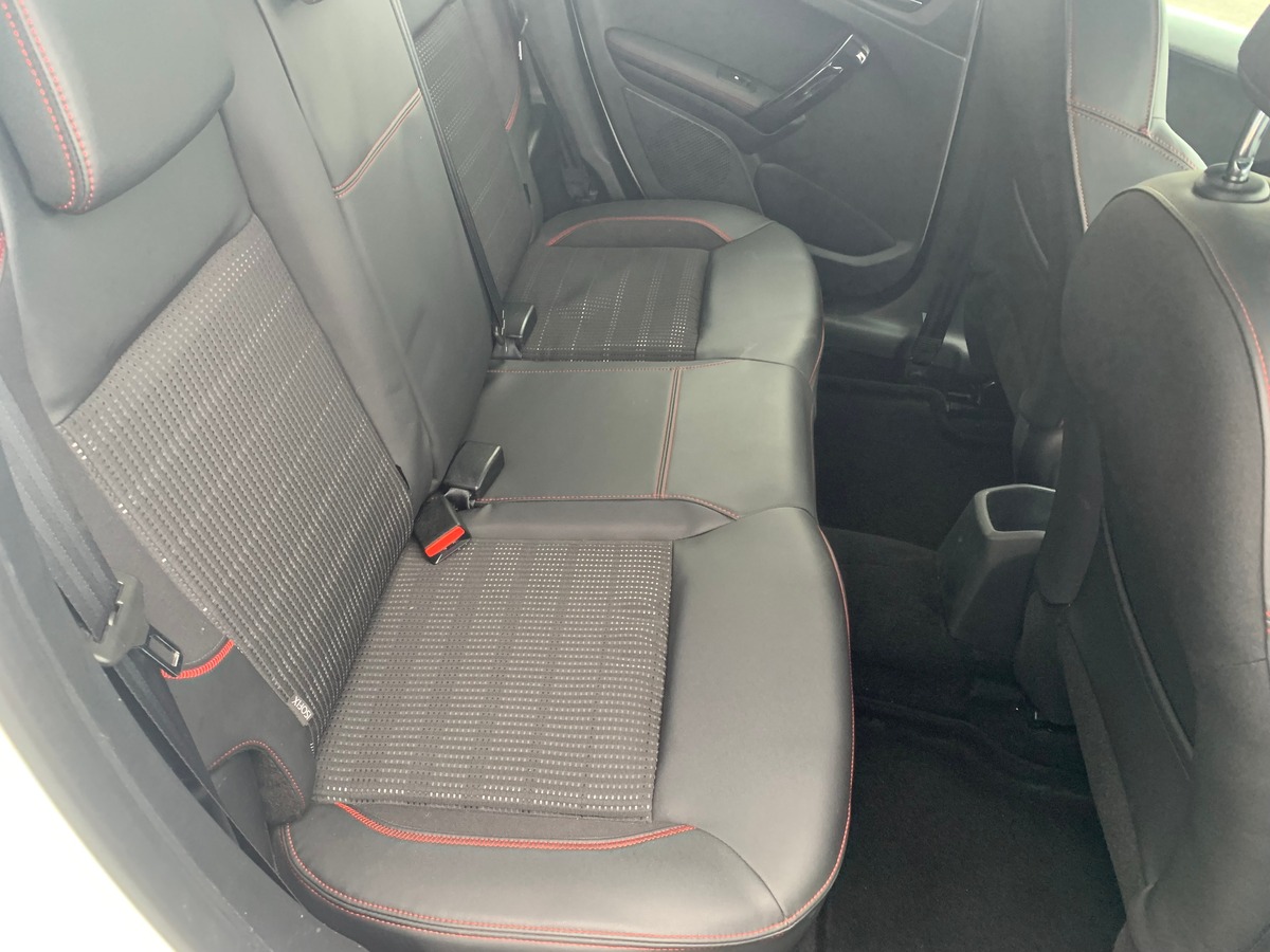 Peugeot 208 110 ch | GT Line | Régulateur de vitesse | Apple car Play Android Auto