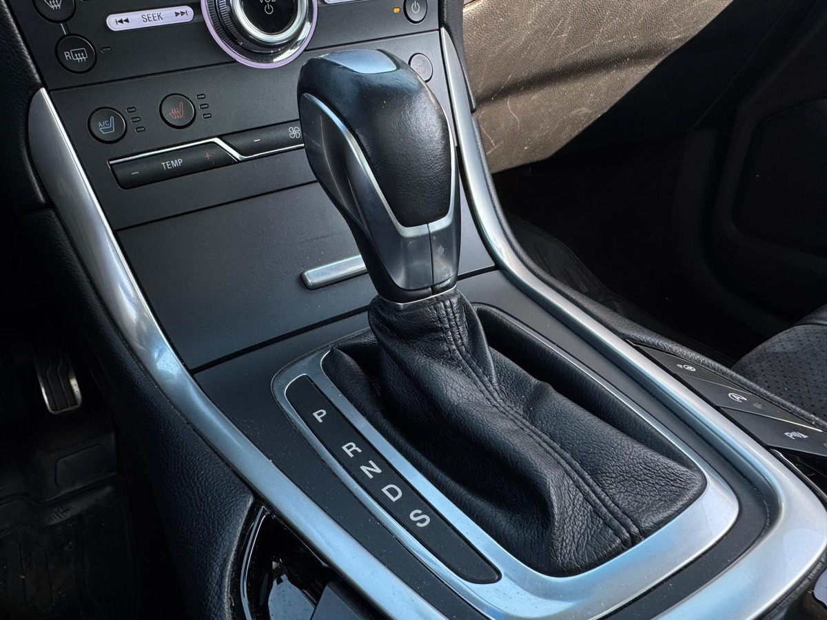 Ford Edge 2.0 tdci 210 Powershift Intelligent AWD ST Line BVA