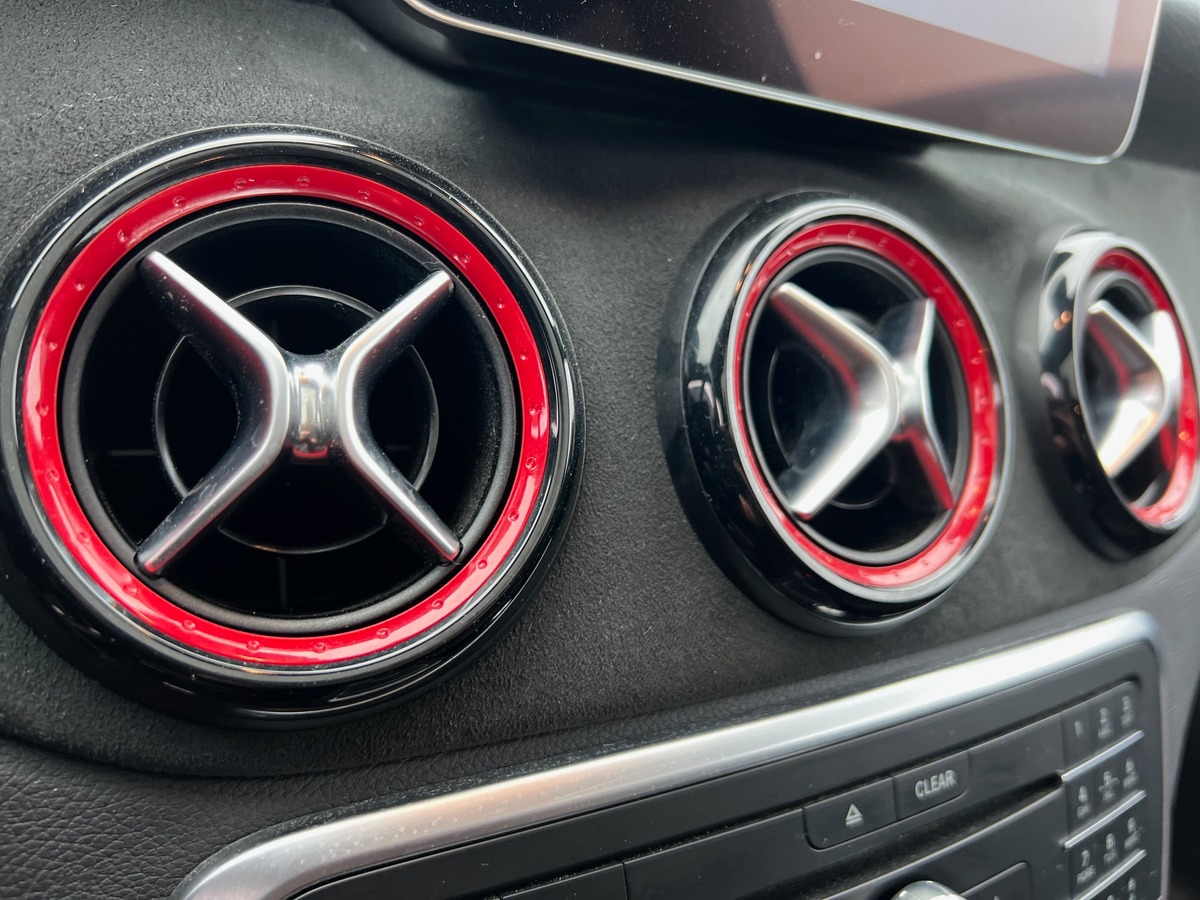 Mercedes-Benz CLA SHOOTING BRAKE (2) 250 4MATIC 218 CH 7G-DCT FASCINATION AMG /TOIT PANO/