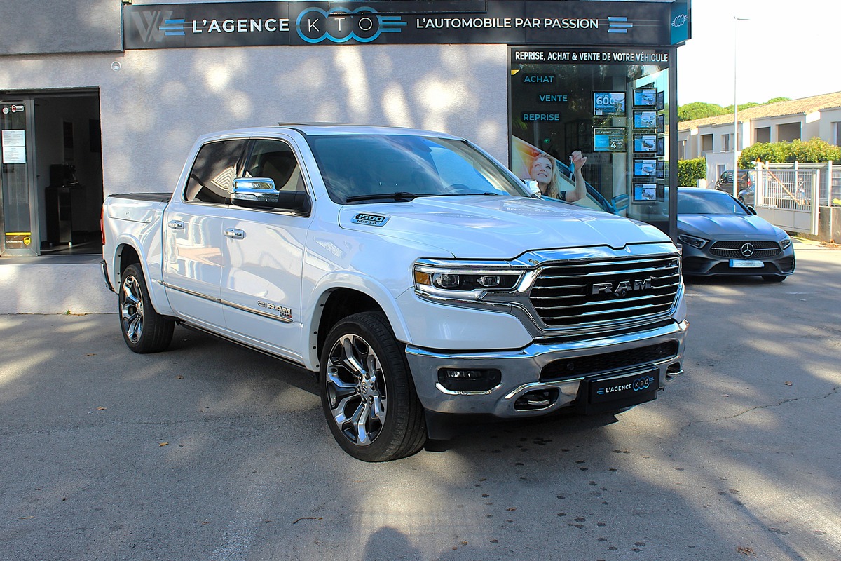 Dodge RAM CREW CAB 1500 5.7 V8 396 ch LARAMIE EDITION LONGHORN / RAM BOX / CARPLAY / ATTELAGE / E85
