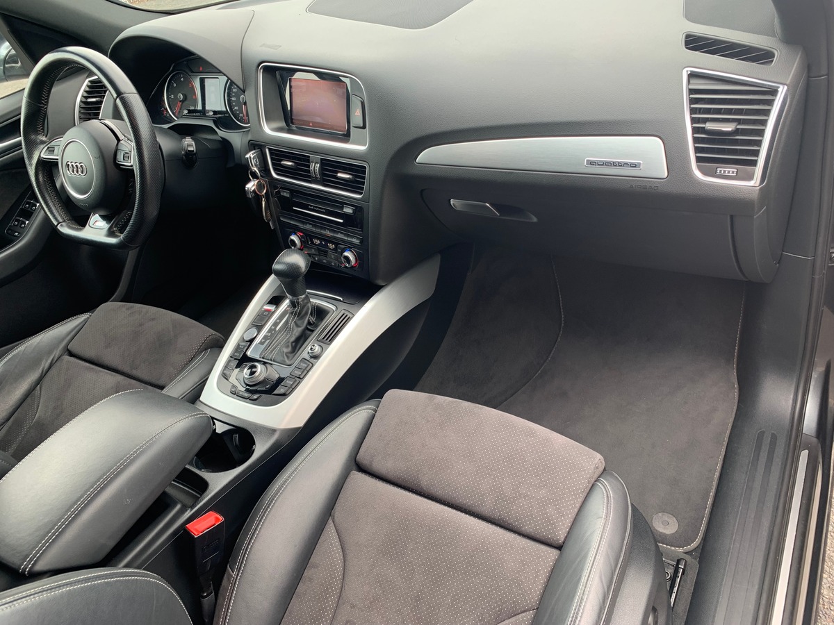 Audi Q5 258 ch | S-line | QUATTRO | Caméra de recul | Régulateur vitesse | Toit ouvrant panoramique
