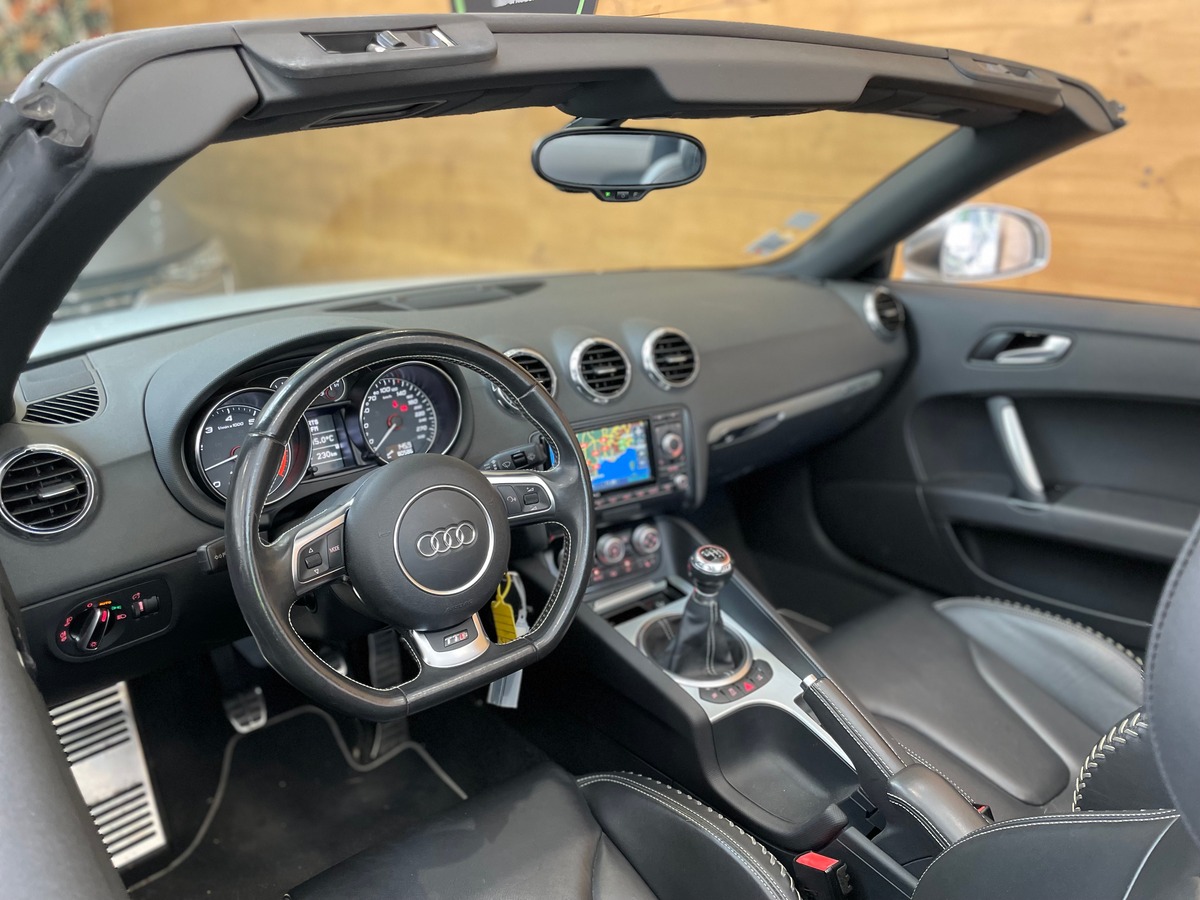 Audi TTS II 2.0 TFSI 272ch Quattro Roadster