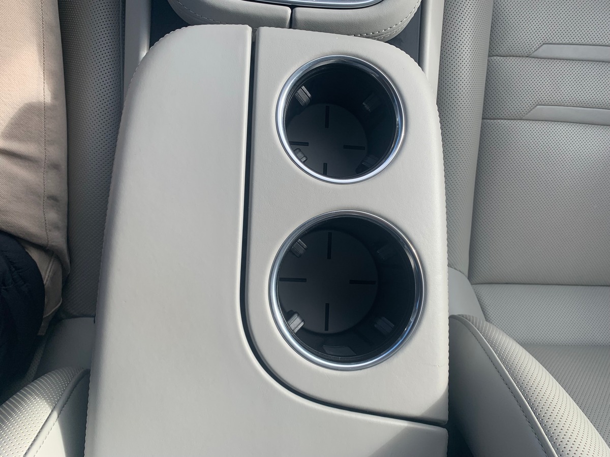 Porsche Panamera 462 | V6 | 4 E-HYBRID | Caméra | Apple car play | GPS | GARANTIE PORSCHE APPROVED