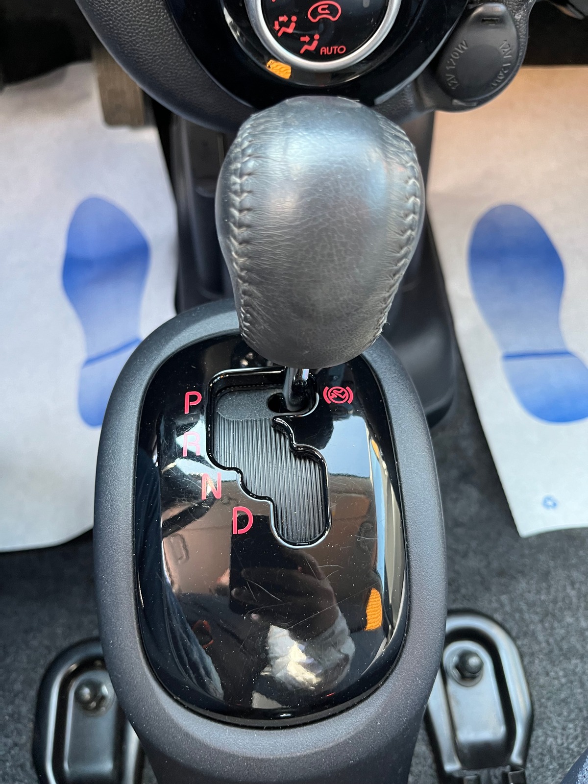 Peugeot iOn Electrique 47 kw Boîte auto