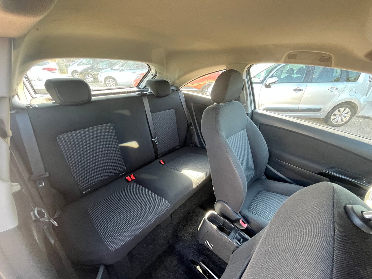Opel Corsa 1.0 I 12V 65 CV