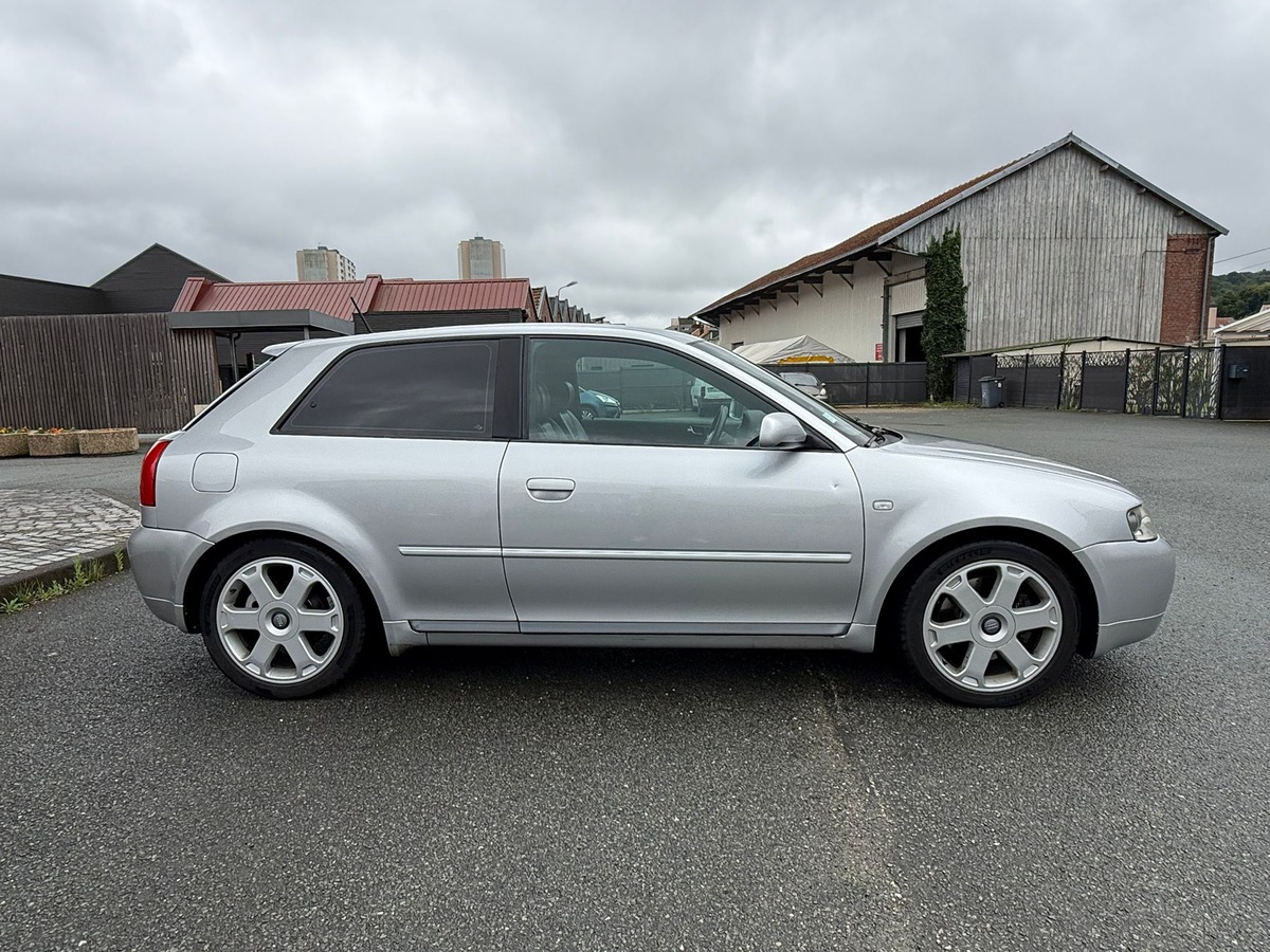 Audi S3 8L QUATTRO 210 1.8T