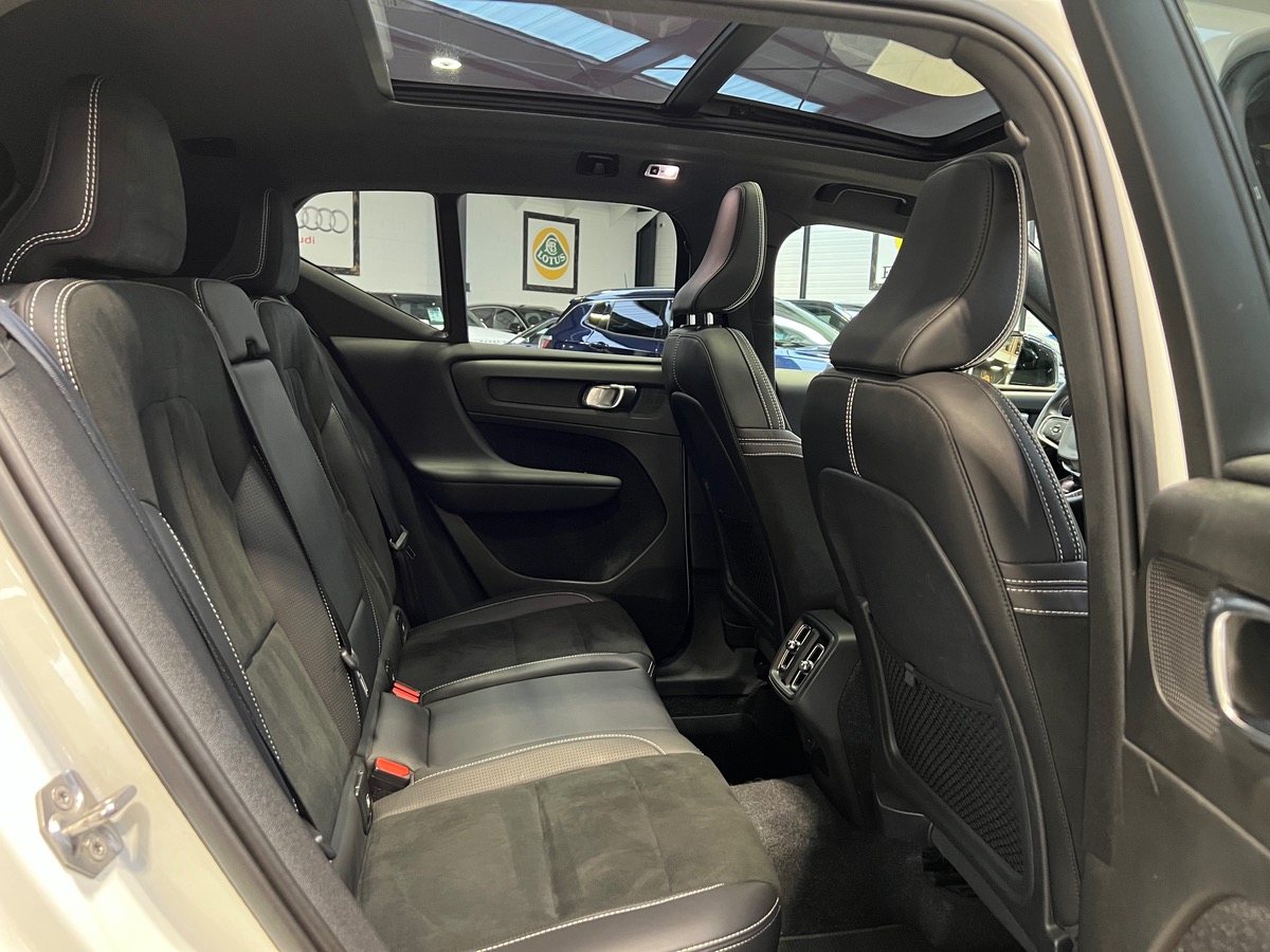 Volvo XC40 2.0 TDI 190CV AWD R DESIGN TO/ATTELAGE k