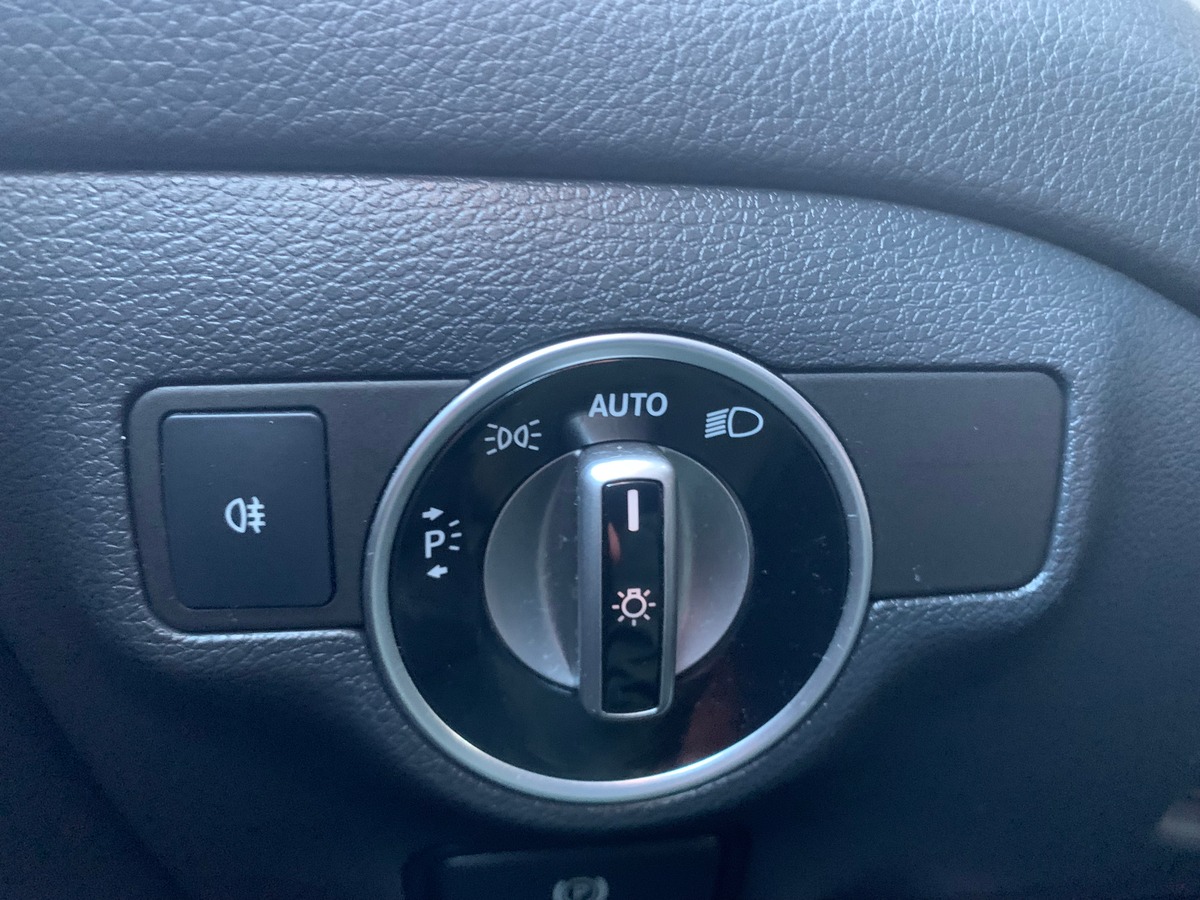 Mercedes-Benz GLA 136 | Sensation | Caméra recul | Régulateur vitesse | Siéges chauffants électrique