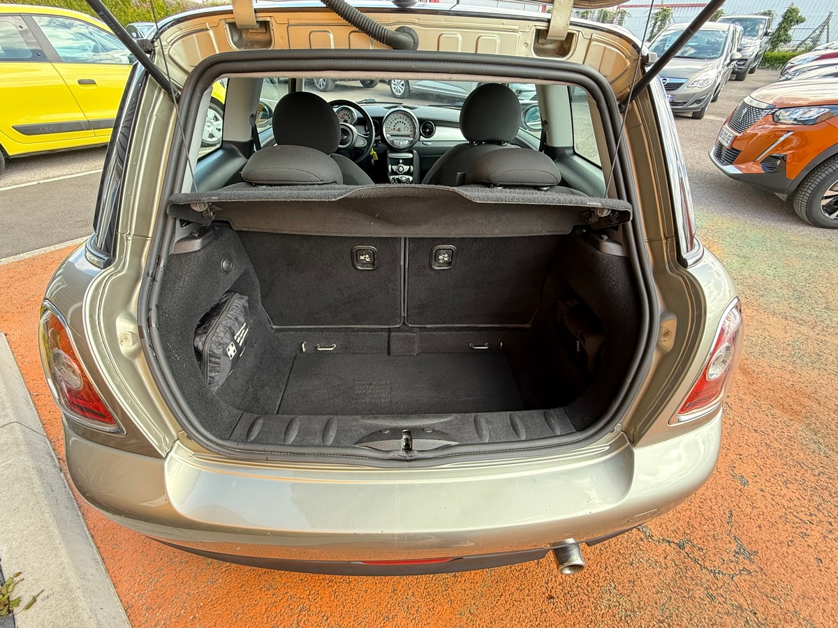 Mini Cooper 1.6 i 120 ch CLASSIQUE