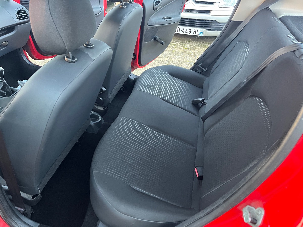 Peugeot 206 1.1