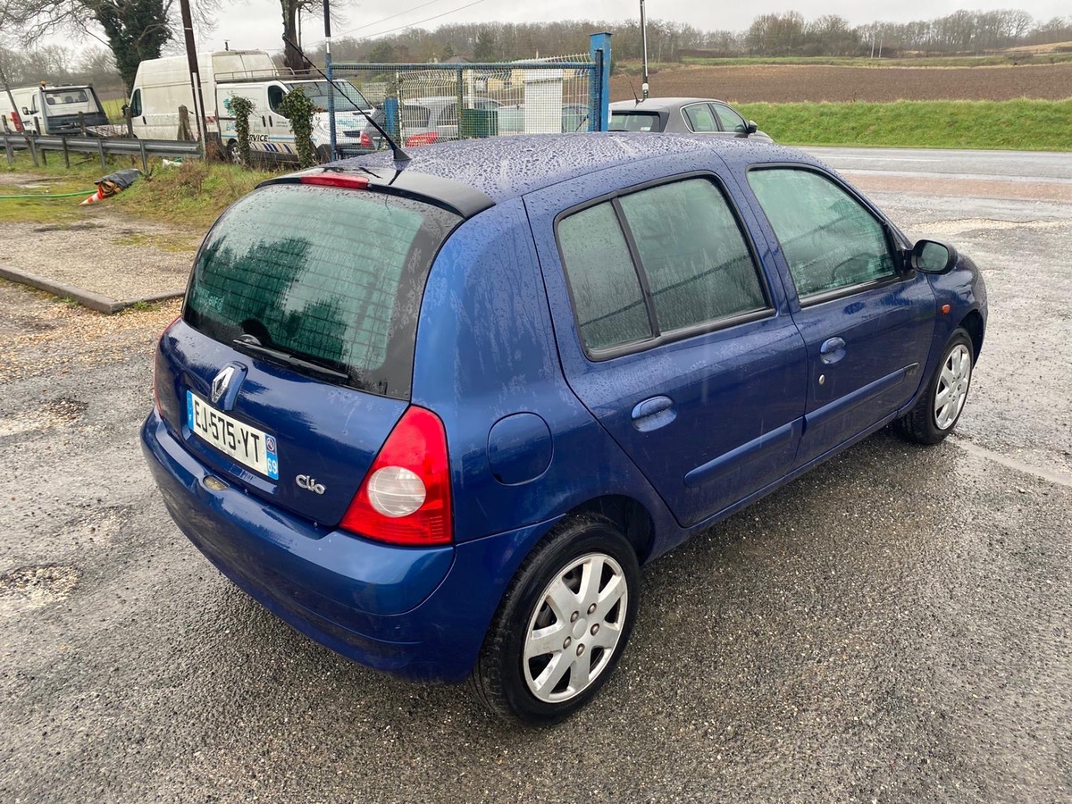 RENAULT Clio 1.4i 100cv 103060km d'origine 