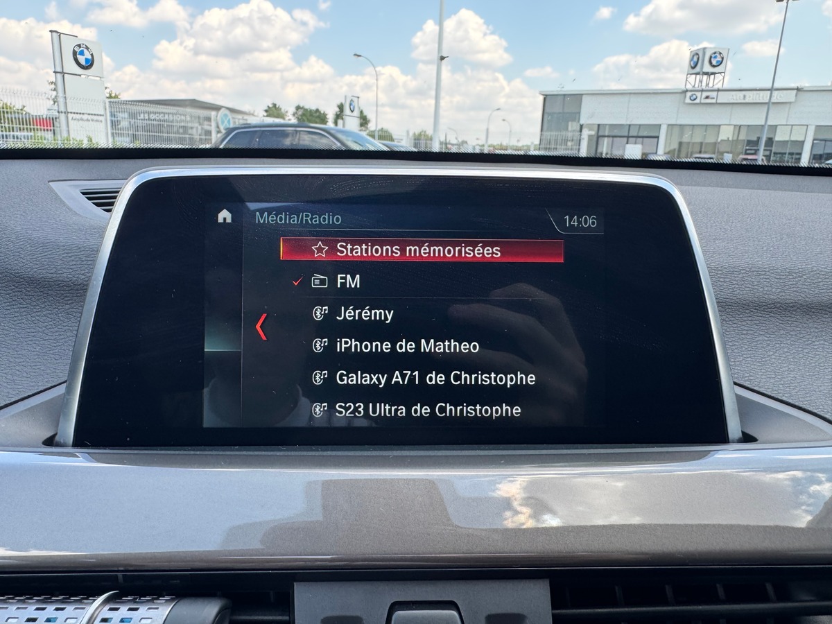 Bmw X1 116 | X-Line sDrive | Toit panoramique | Caméra recul | Régulateur vitesse | Siéges chauffant