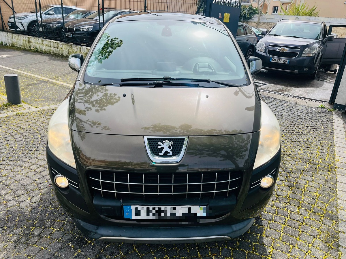 Peugeot 3008 Premium Pack - 1.6 Hdi 110cv BVA6  - 1ère Main - 4xCb - Reprise Possible