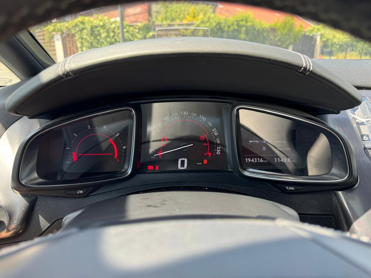 Citroën DS5 2.0 HDI 163cv - Sportchic - Garantie