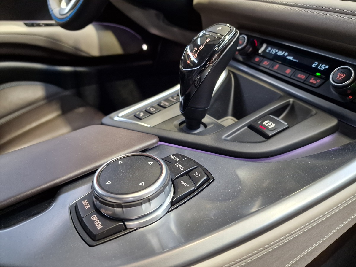 Bmw i8 1.5 362 PURE IMPULSE
