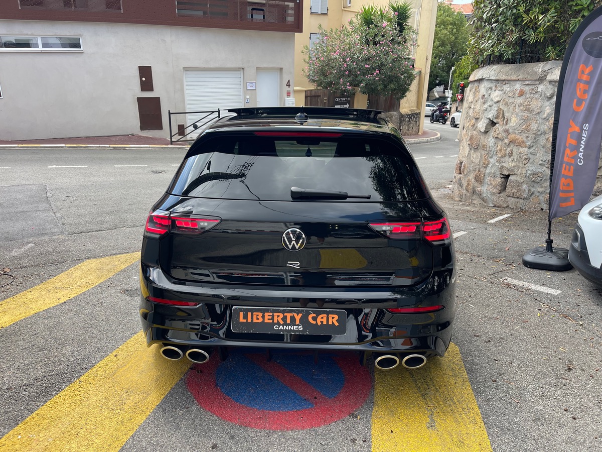 Volkswagen Golf 8 R 2.0 TSI 333 CV / Phase 2 / Toit ouvrant / FR / Pack Black / Pas de Malus