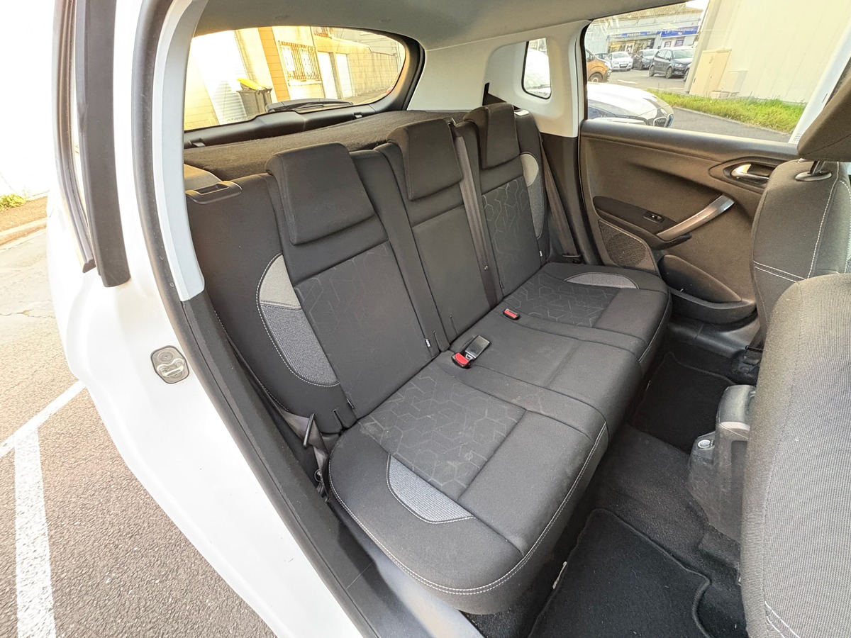 Peugeot 2008 1.2 82CH STYLE 4.0CV - GARANTIE 1 AN