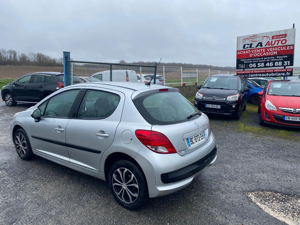 Peugeot 207 1.4 hdi 70cv 2990eu