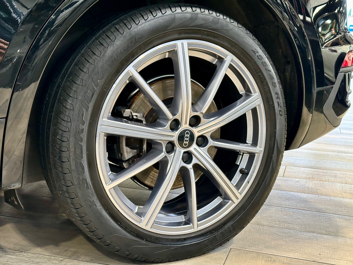 Audi Q5 II (2) Sportback 50 TFSIE 299 Avus Quattro S Tronic 7 c
