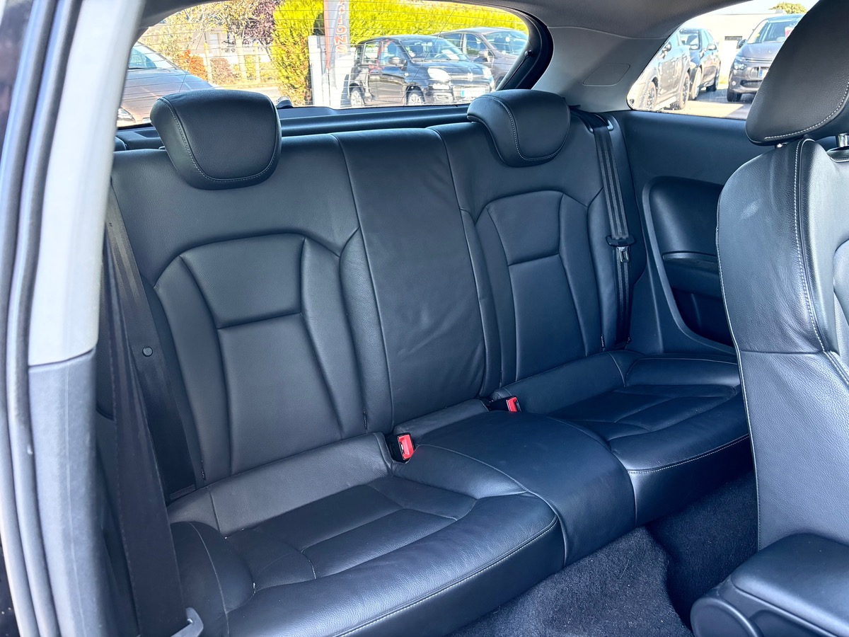 Audi A1 Ultra Ambiente 1.6 tdi 90 S Tronic 7