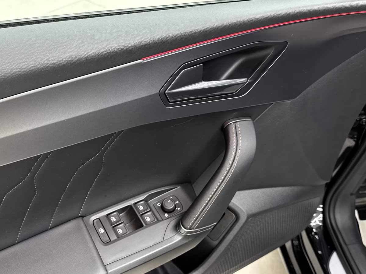 Cupra Leon ST 1.4 e-Hybrid 204ch V DSG6/Beats/Matrix/Pack Drive XL