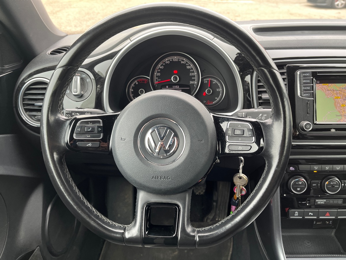 Volkswagen Beetle 1.2 TSI 105ch Coccinelle, Suivi complet, CarPlay, Caméra de recul, GPS