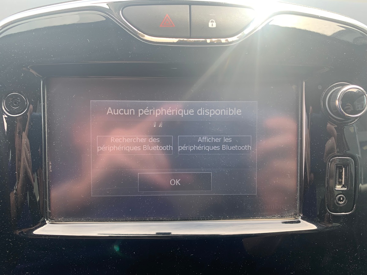 RENAULT Clio IV 75 ch | Air Medianav | 2 Places | Régulateur de vitesse | Climatisation | Bluetooth