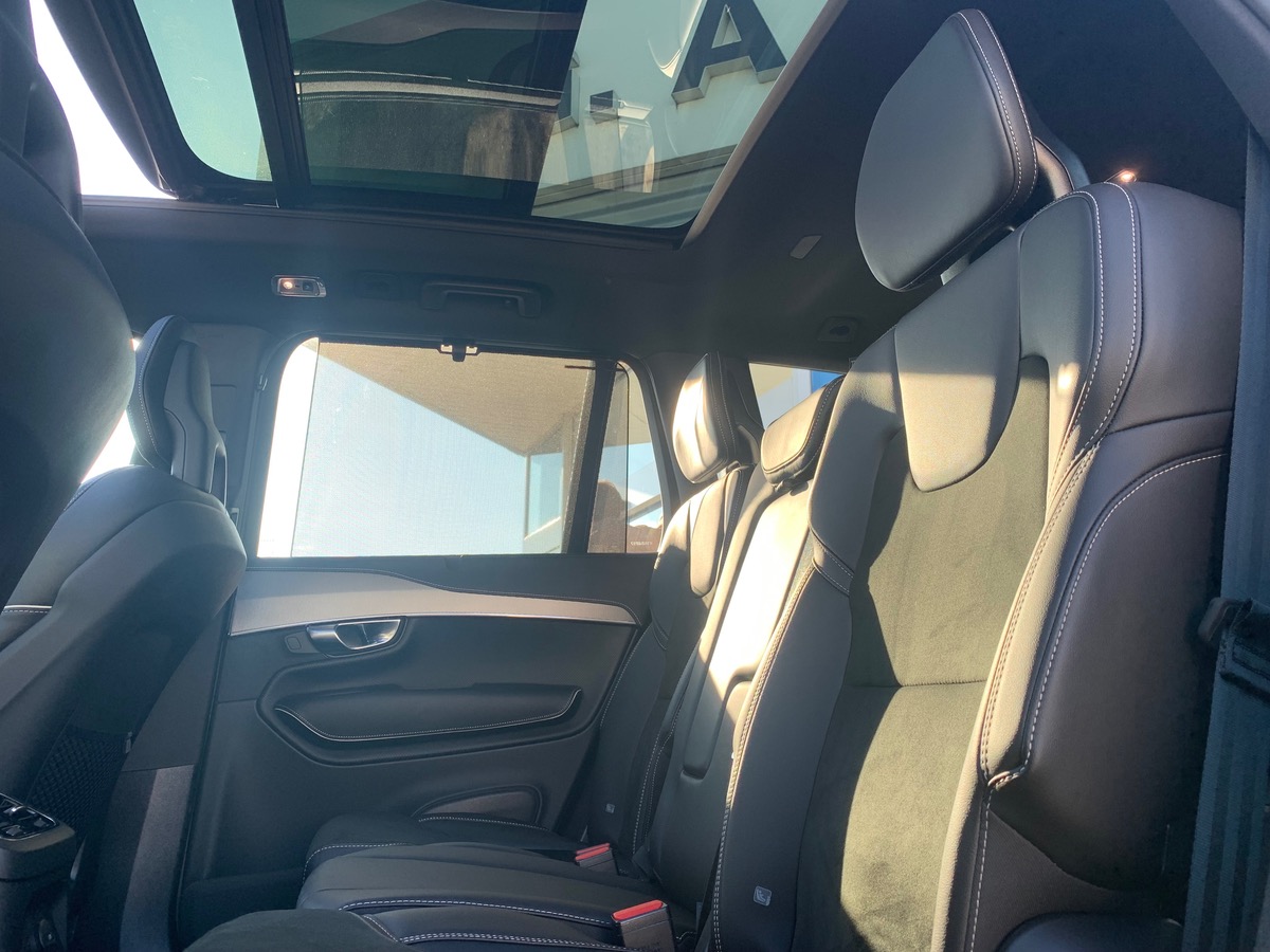 Volvo XC90 388 | R-DESIGN | Pack Prestige | Attelage | Toit ouvrant Panoramique | Caméra de recul