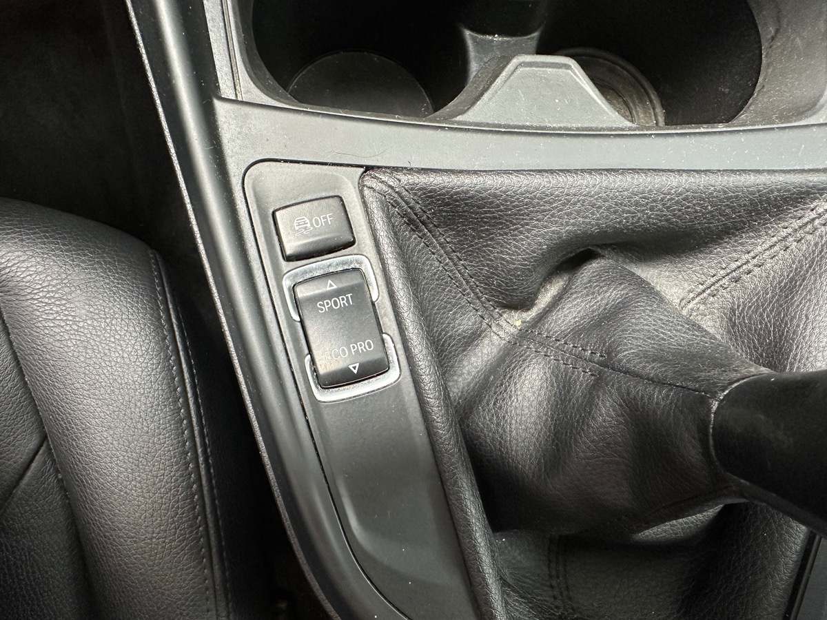 Bmw Série 1 (F21) 118D 143cv LOUNGE Garantie 12 mois