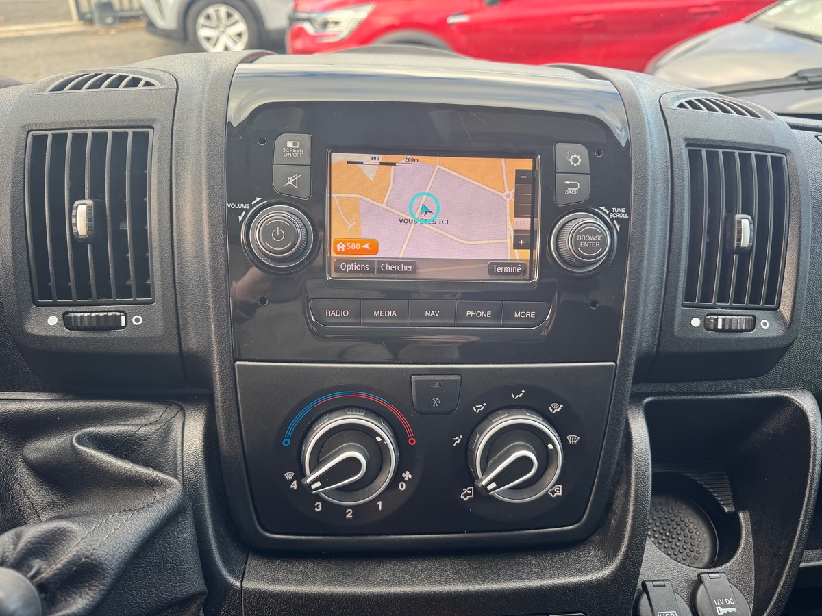 Peugeot Boxer L3H3 2.0 BHDI 130CH PREMIUM PACK + ATTELAGE / PRIX TTC / 12500€ HT