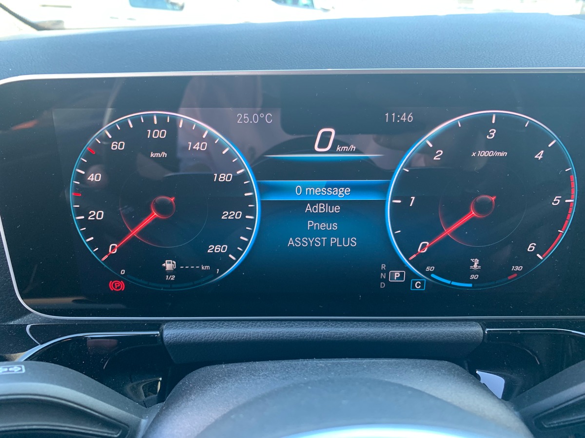 Mercedes-Benz Classe B 150 chevaux | Progressive Line | Siéges chauffants | Caméra recul | Attelage