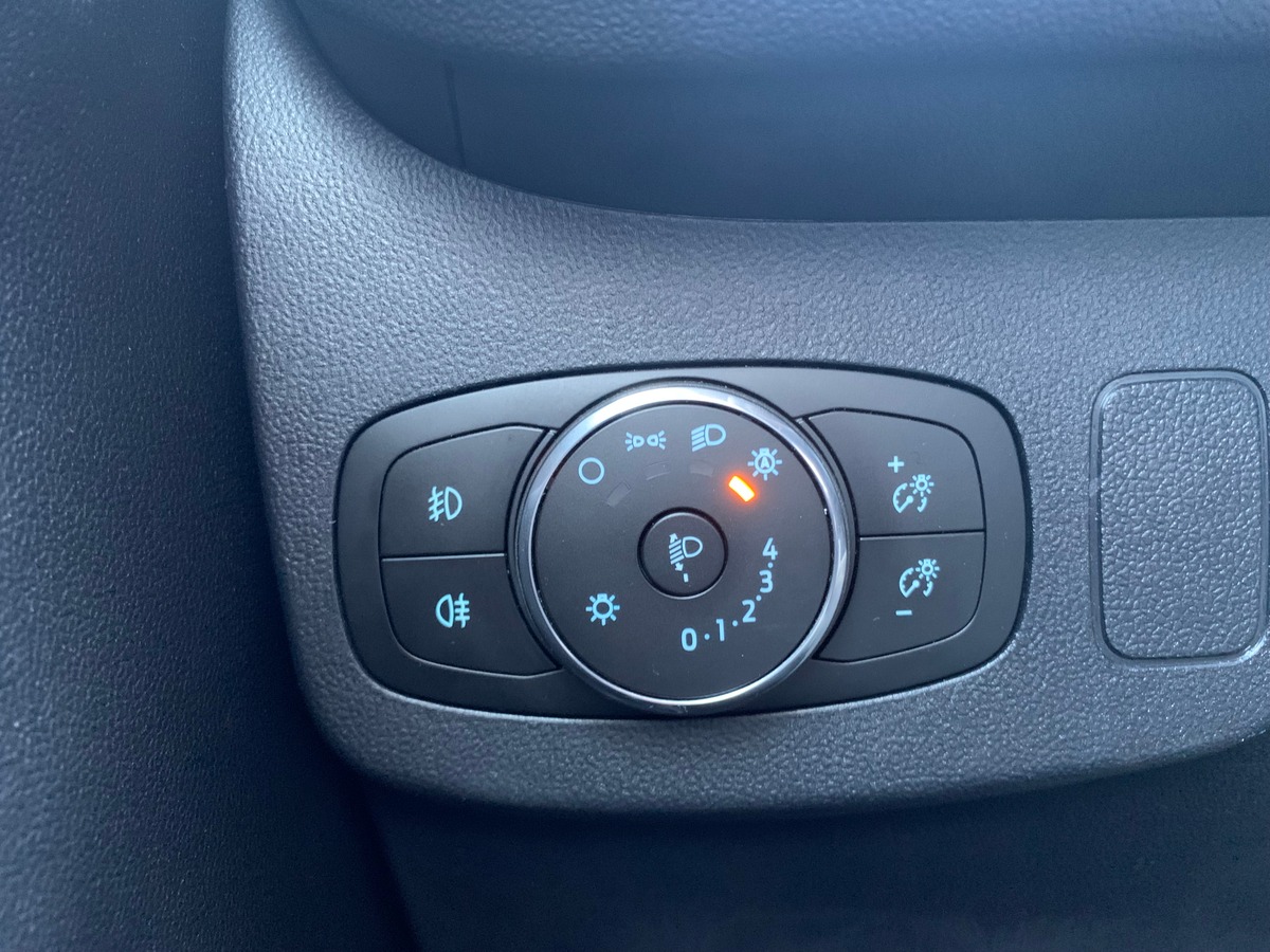 Ford Puma 125 | St-Line | 1iére MAIN | Attelage | Flexifuel équipé d'origine | Android Auto | Radar