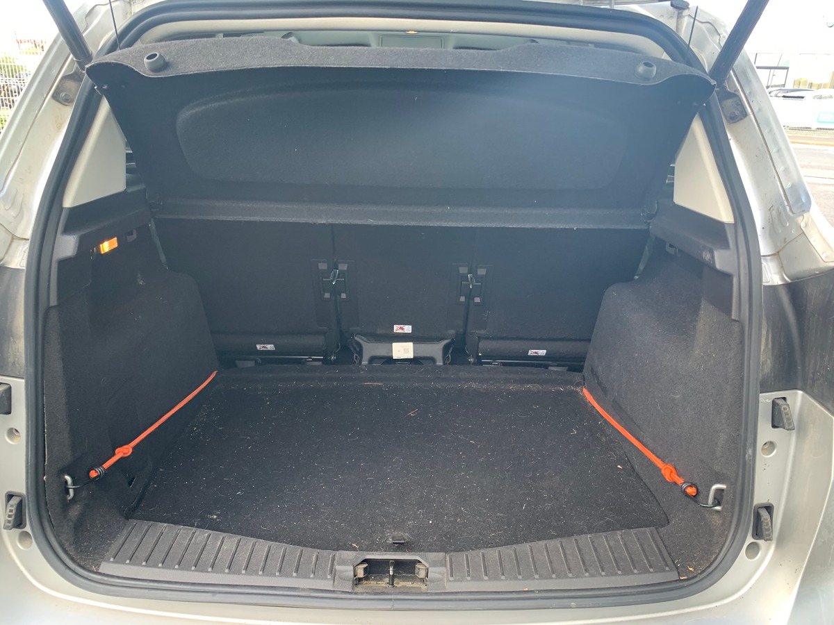 Ford C-max 170 chevaux | Titanium | Radar avant et arrière | Sièges chauffants | Apple car play