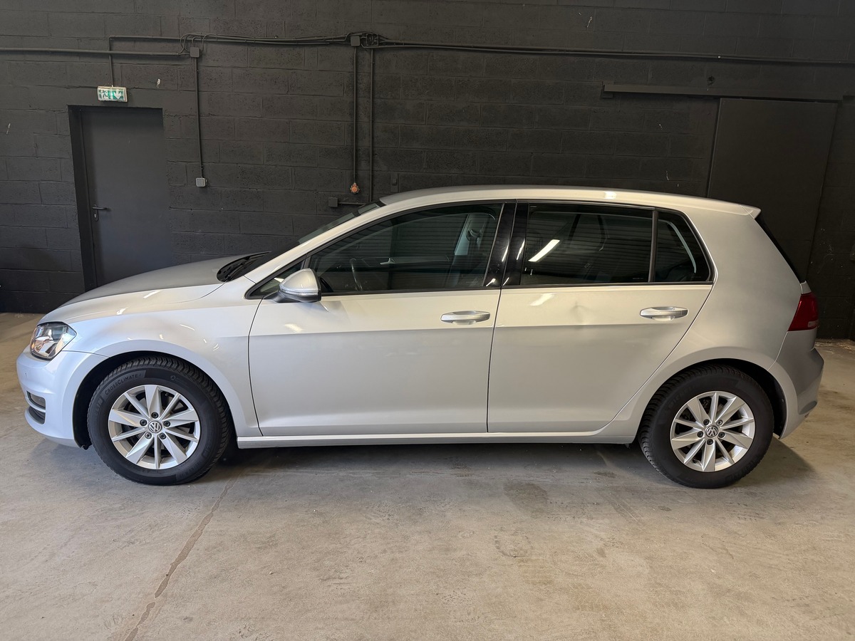 Volkswagen Golf 7 VII tdi 1.6 90ch Confortline