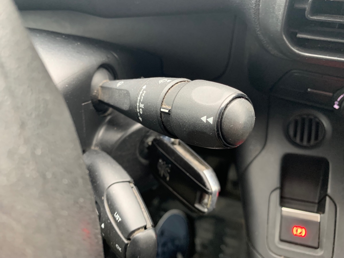 Peugeot Partner 100 ch | PREMIUM | Régulateur de vitesse | Radar de recul | Climatisation | 3 places