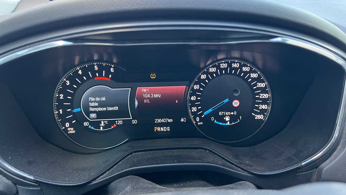 Ford Mondeo 2.0 tdci 150ch Titanium PowerShift 5p