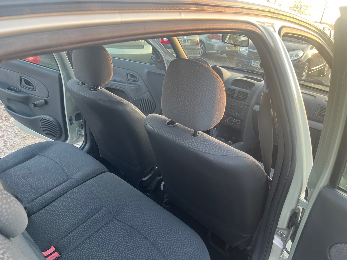 RENAULT Clio 1.5 dci