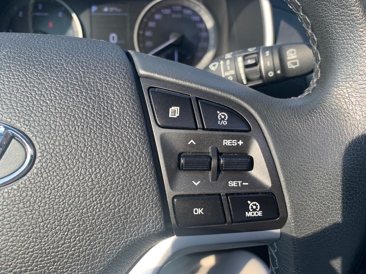 Hyundai Tucson 136 | Premium | Toit panoramique | Caméra recul | Siéges chauffants | Apple car Play
