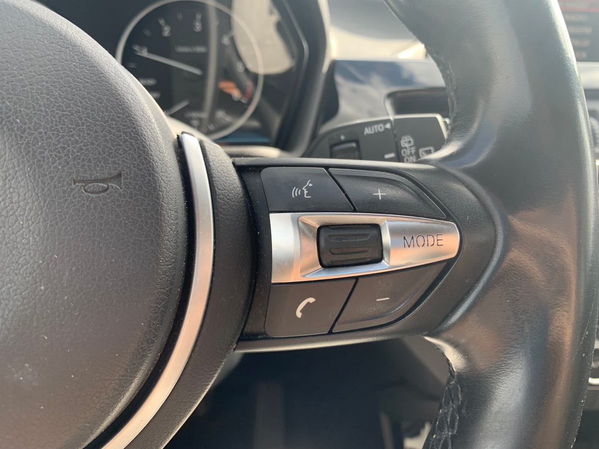 Bmw X1 190 chevaux | xLine xDrive | Caméra recul | Régulateur de vitesse | GPS | Attelage amovible