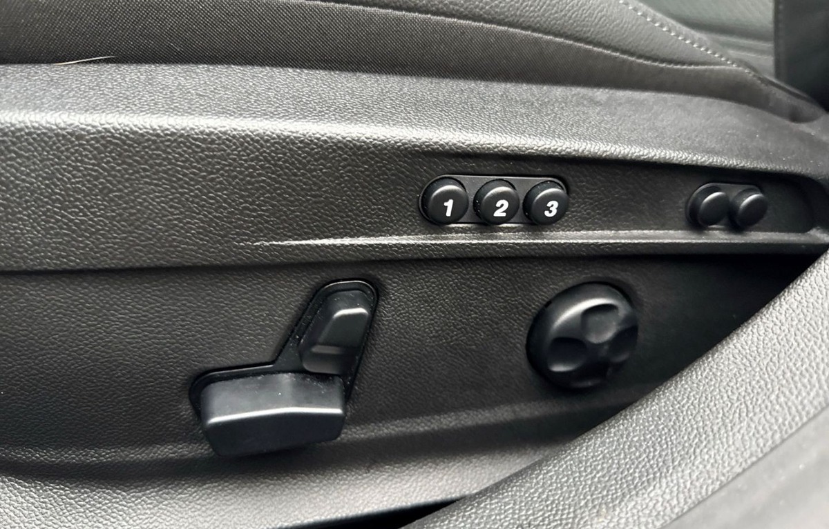 Alfa Romeo Giulia 2.2 Diesel 210ch Veloce Q4 AT8 Toit ouvrant Harman-Kardon