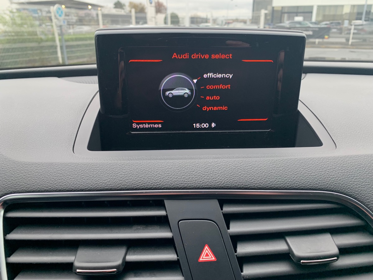 Audi Q3 180 ch | QUATTRO | Caméra recul | GPS | Palettes changement vitesses|  Régulateur de vitesse