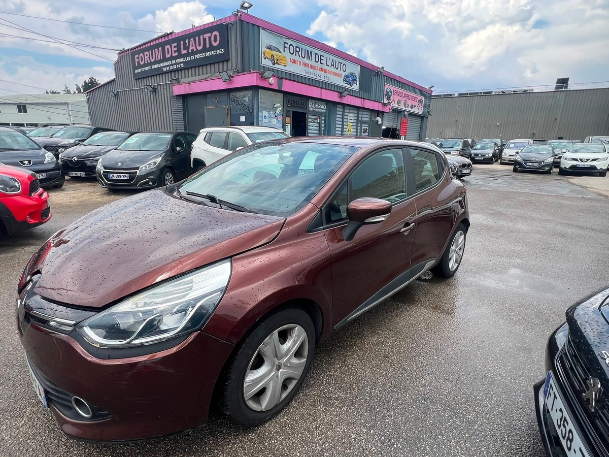 RENAULT Clio IV