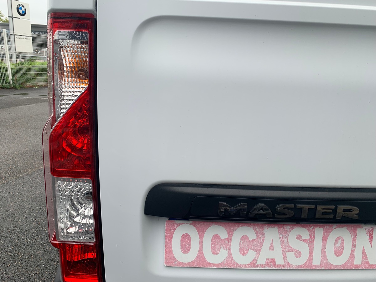 RENAULT Master 180 | L1 H1 | Première MAIN | TVA Récupérable | GRAND CONFORT | Caméra | Attelage
