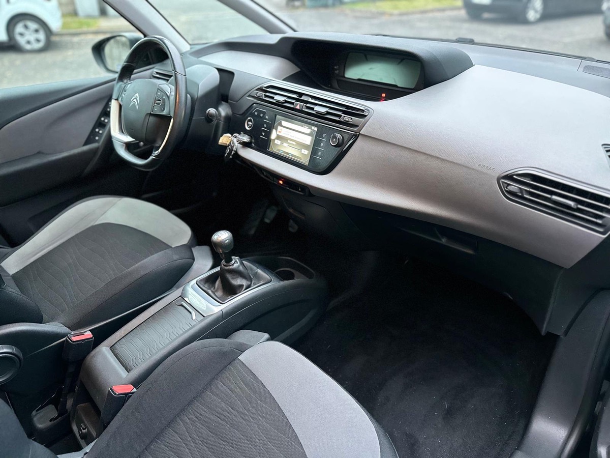Citroën C4 Picasso 1.6 e-HDI 115 CV 4 XCBLeux