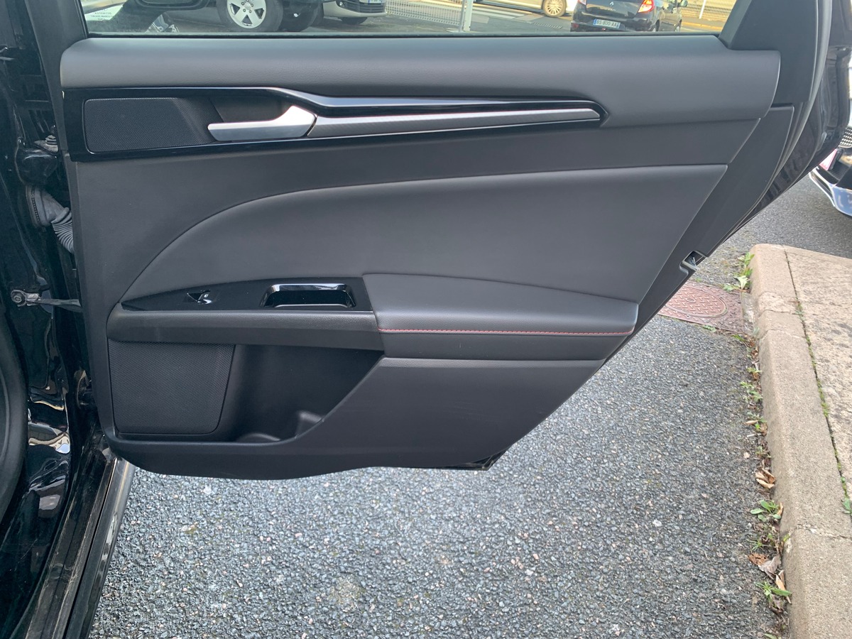 Ford Mondeo 187 ch | 2.0 | ST LINE | Caméra recul | Régulateur vitesse adaptatif | Phares avant LED