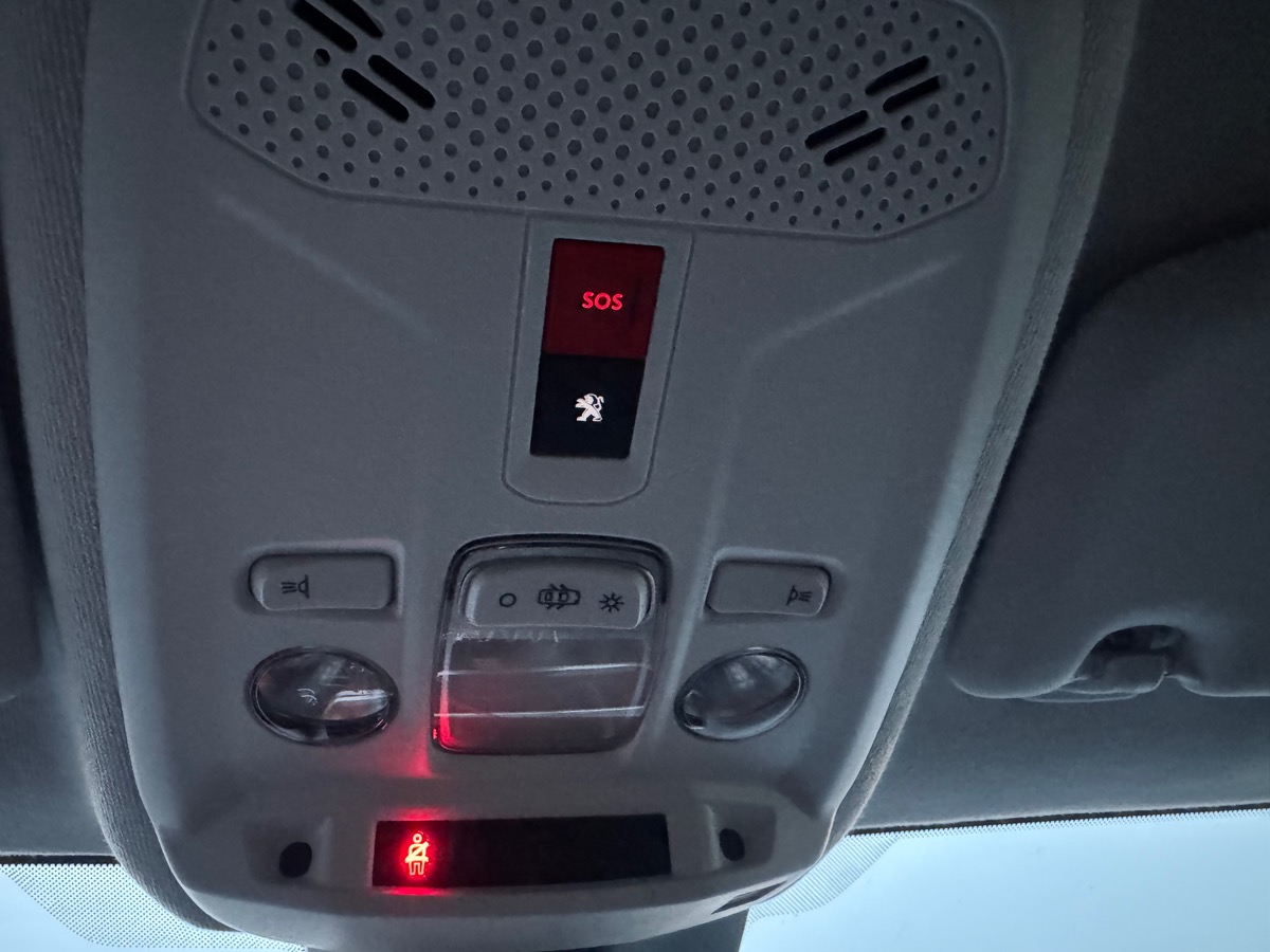 Peugeot 208 136 ch | Style | Démarrage sans clé | Régulateur de vitesse | Peugeot i-Cockpit